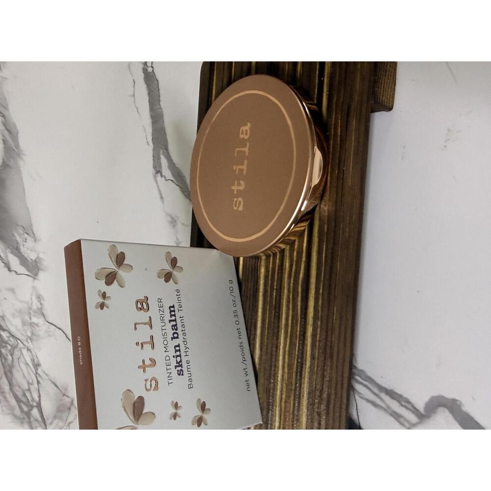 Stila Tinted Moisturizer Skin Balm Shade 8.0 Full Size 0.35 oz - Picture 2 of 3